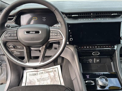 2026 Jeep Grand Cherokee Laredo Altitude