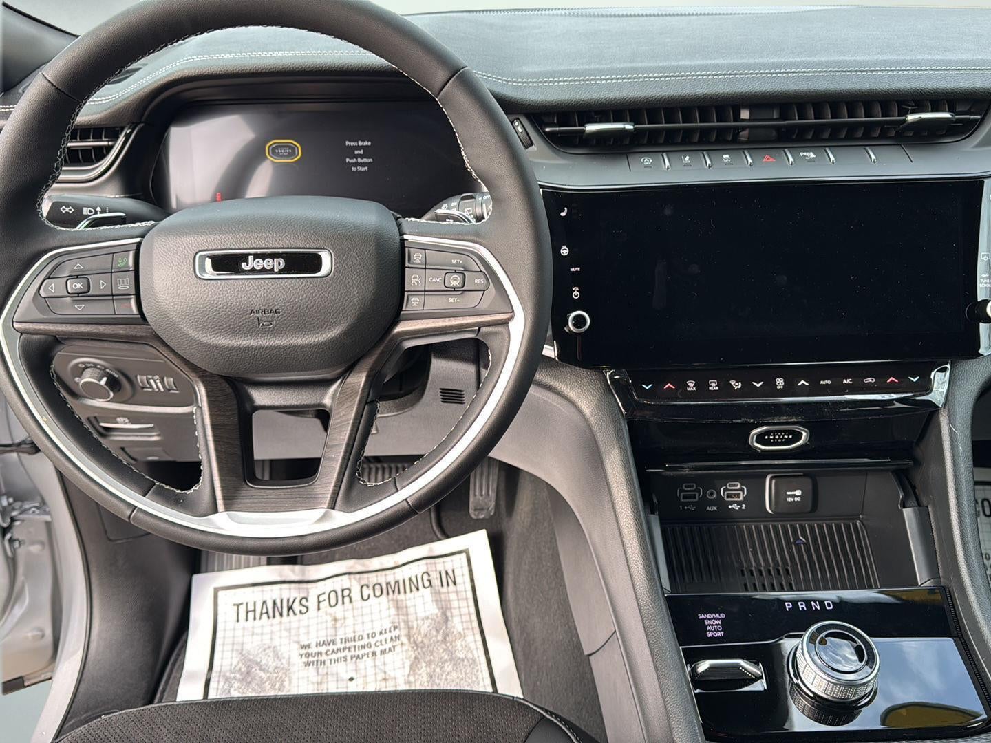 2026 Jeep Grand Cherokee Laredo Altitude