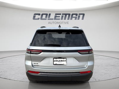 2026 Jeep Grand Cherokee Laredo Altitude