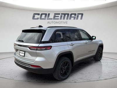 2026 Jeep Grand Cherokee Laredo Altitude