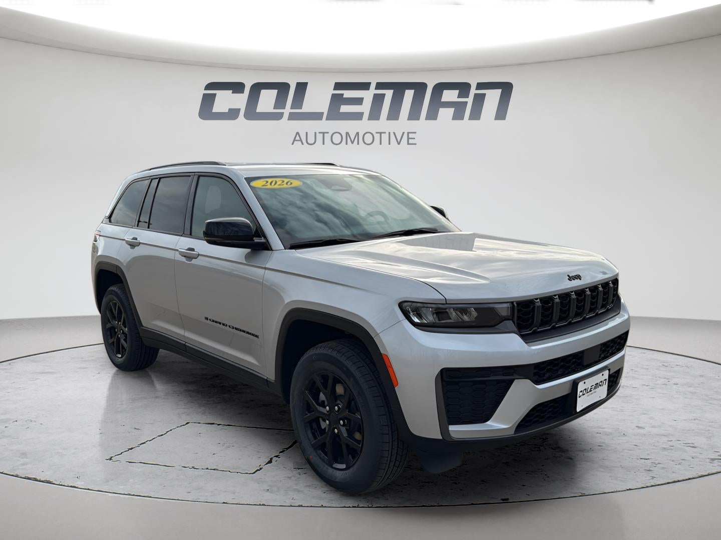 2026 Jeep Grand Cherokee Laredo Altitude