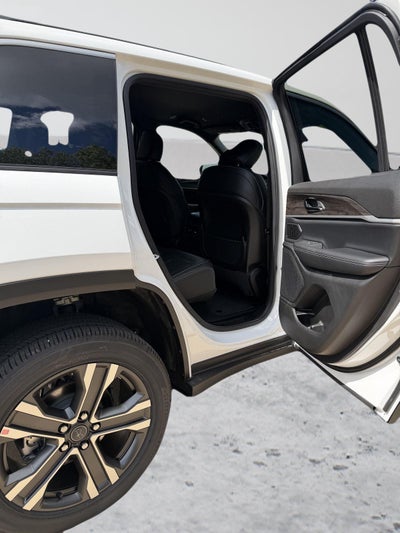 2027 Jeep Grand Cherokee GRAND CHEROKEE LIMITED 4X4