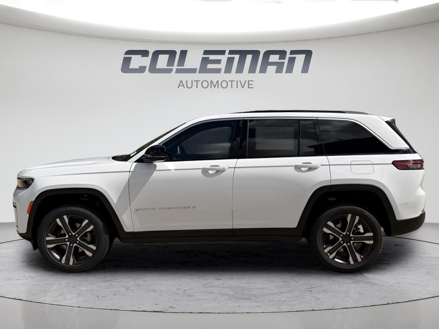 2027 Jeep Grand Cherokee GRAND CHEROKEE LIMITED 4X4