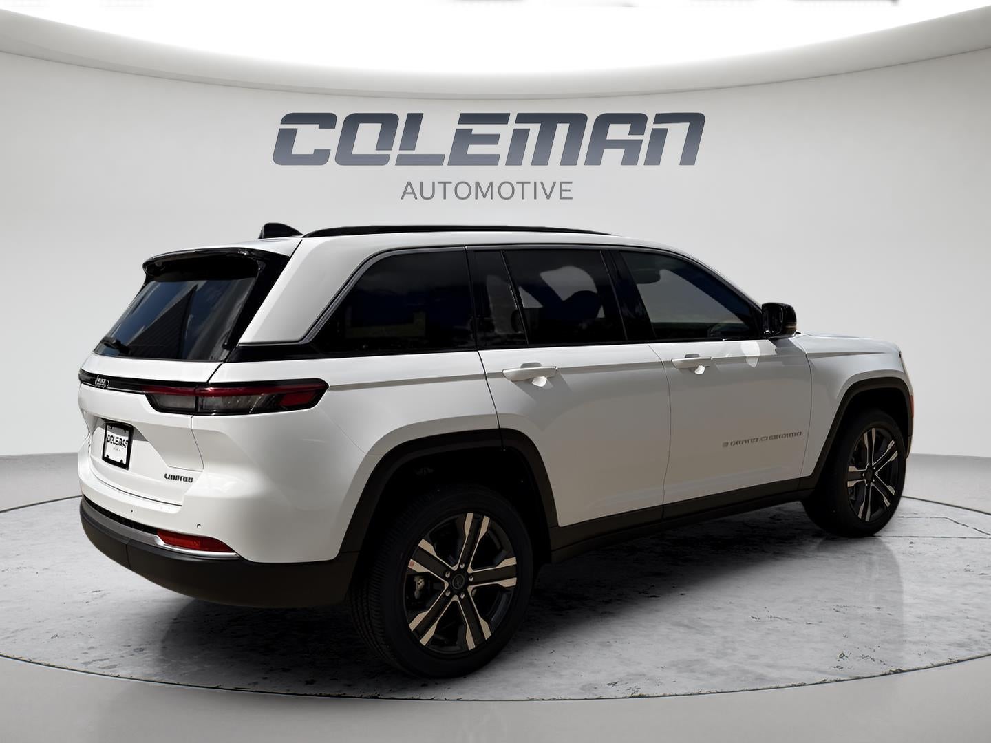 2027 Jeep Grand Cherokee GRAND CHEROKEE LIMITED 4X4