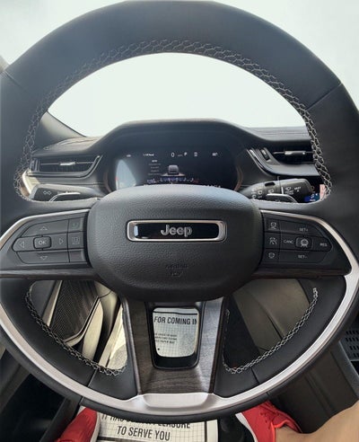 2027 Jeep Grand Cherokee GRAND CHEROKEE LIMITED 4X4