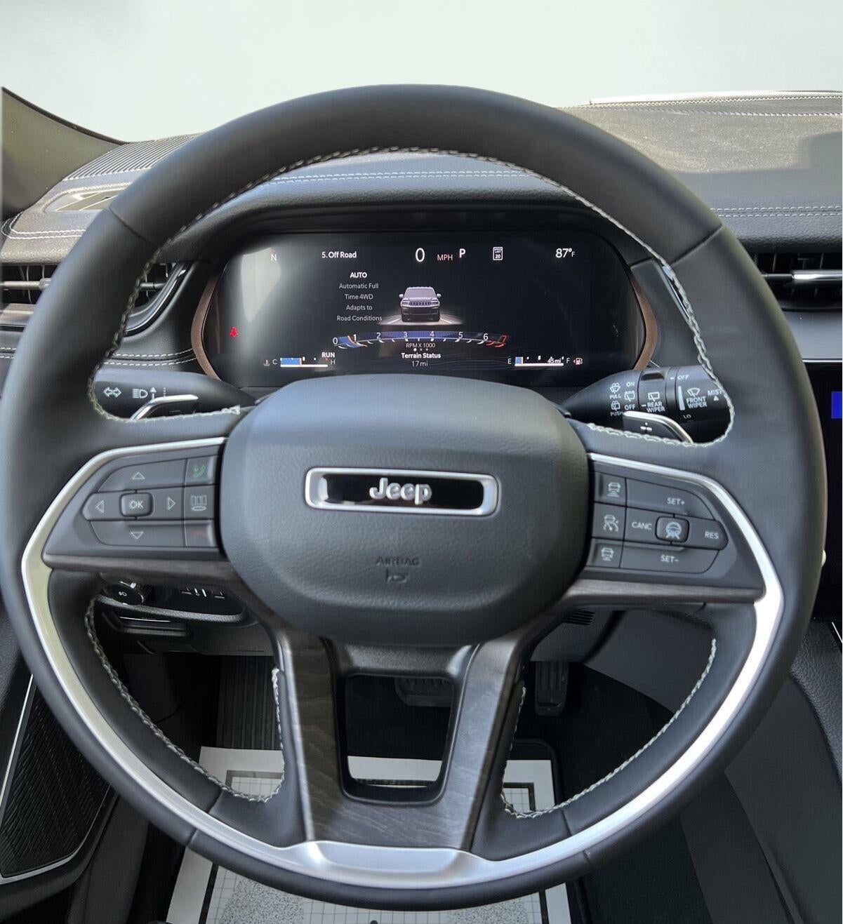 2026 Jeep Grand Cherokee GRAND CHEROKEE L LIMITED 4X4