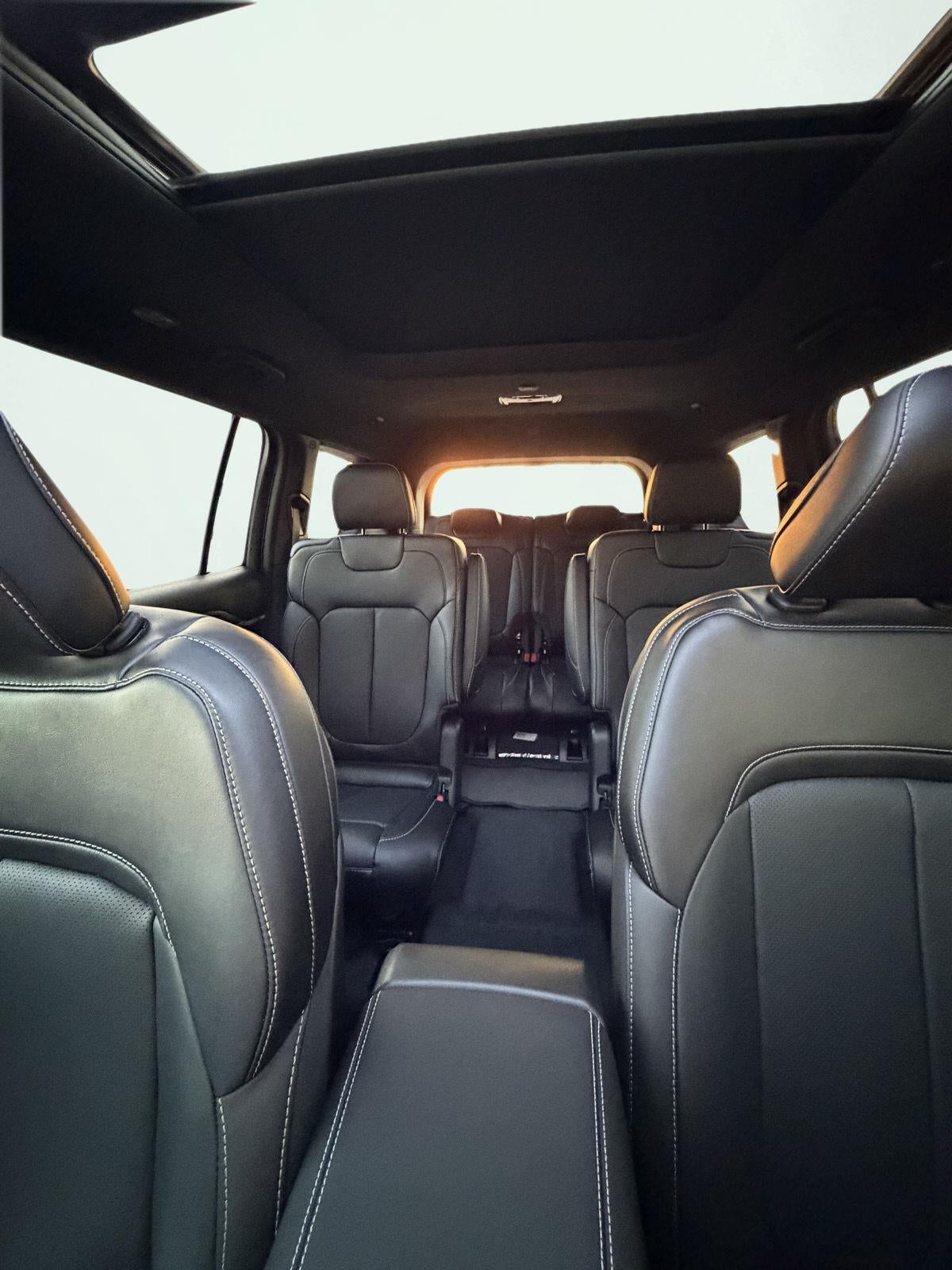2027 Jeep Grand Cherokee GRAND CHEROKEE L LIMITED RESERVE 4X4