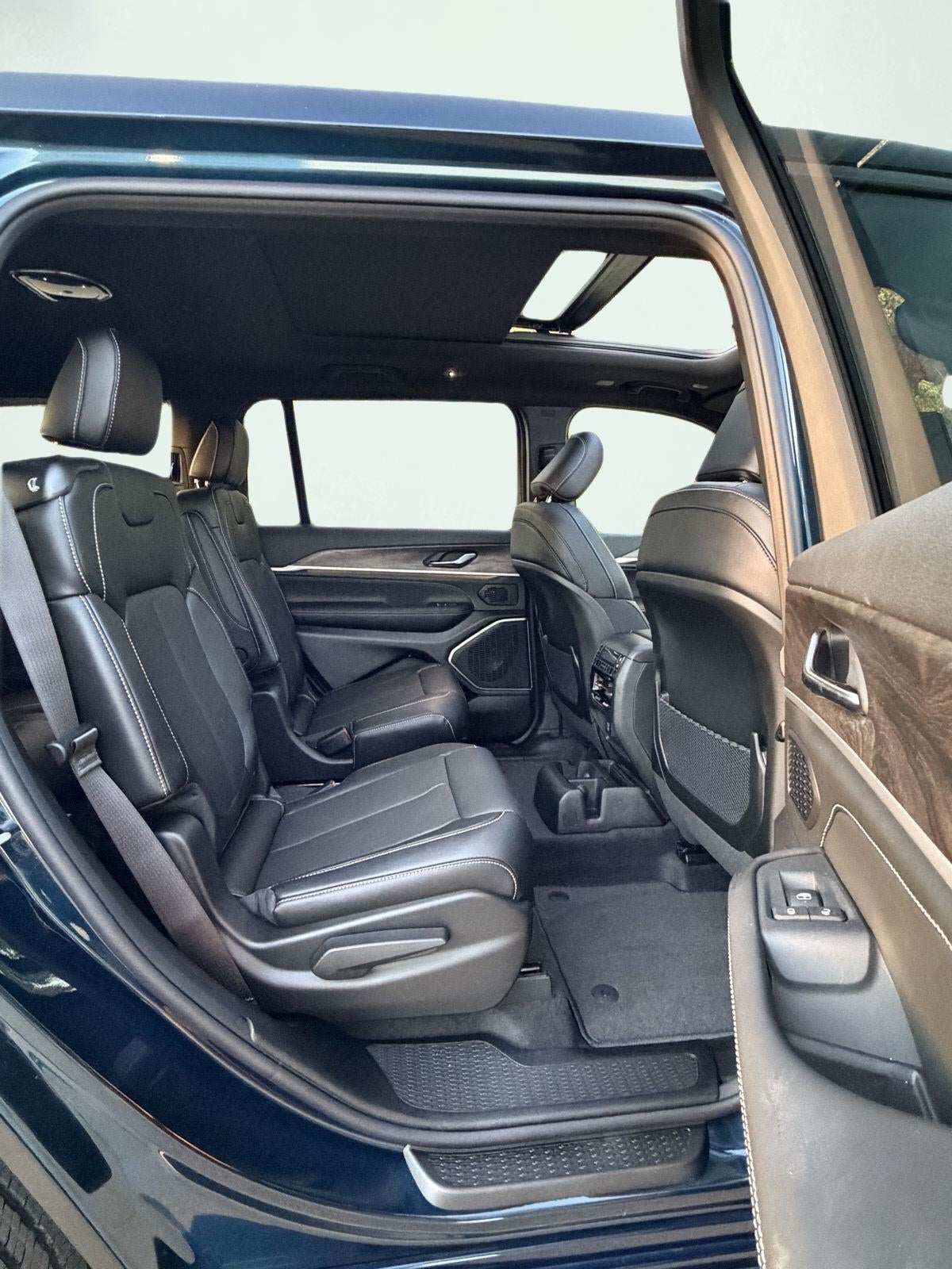 2027 Jeep Grand Cherokee GRAND CHEROKEE L LIMITED RESERVE 4X4