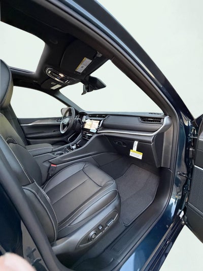 2027 Jeep Grand Cherokee GRAND CHEROKEE L LIMITED RESERVE 4X4