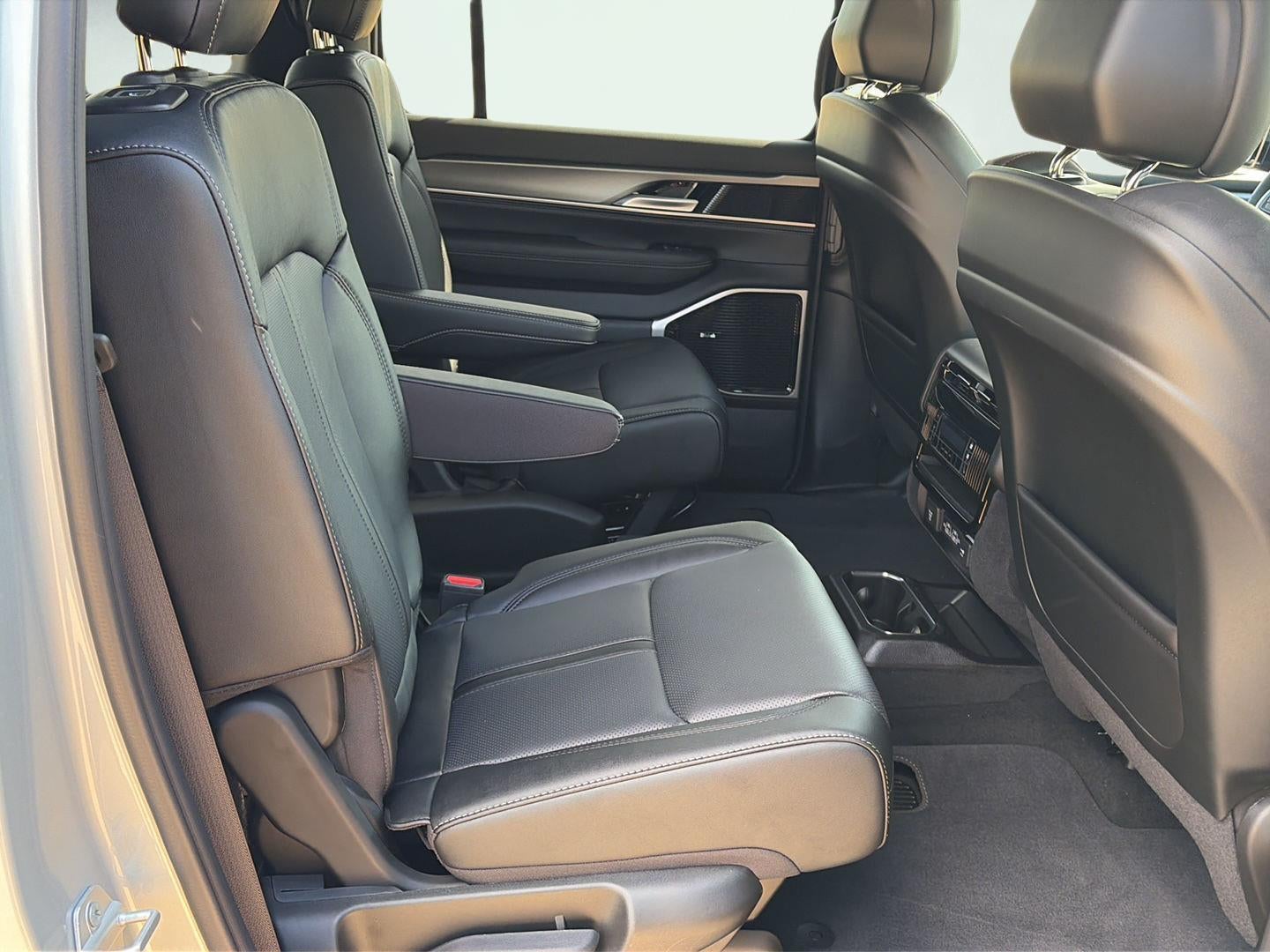 2026 Jeep Grand Wagoneer Limited Altitude