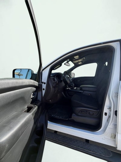 2019 Nissan Titan SV