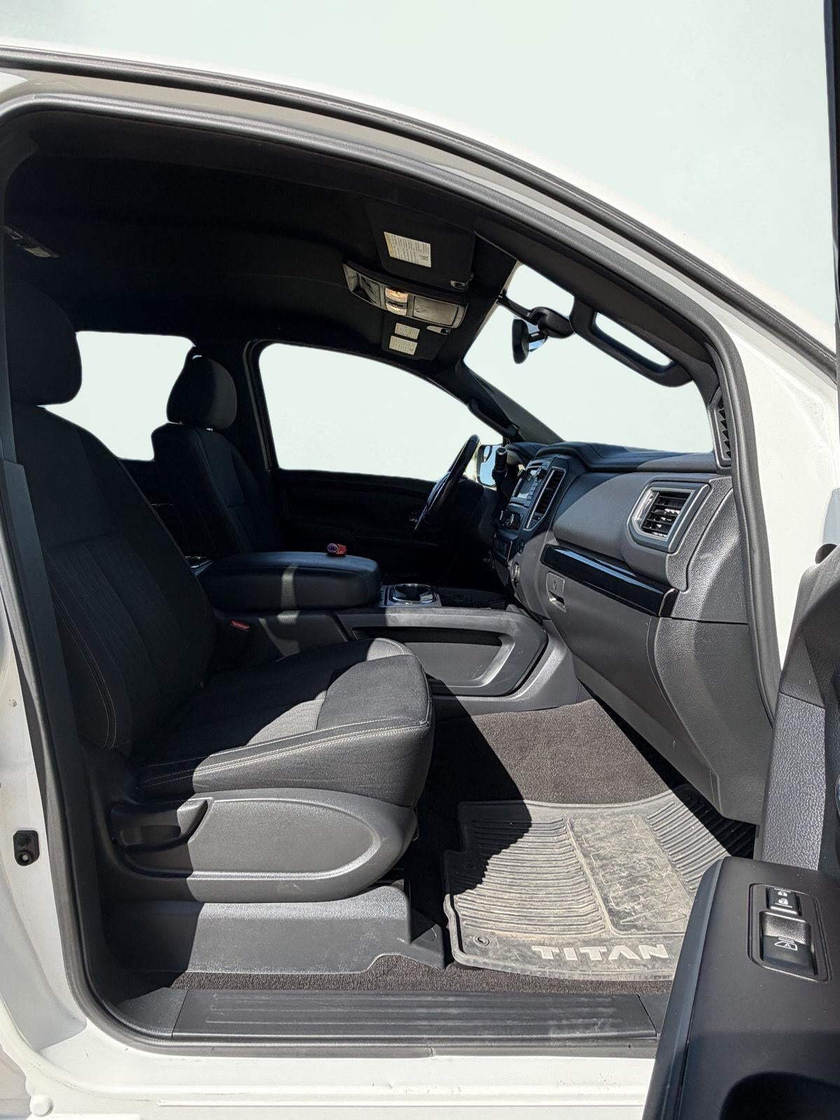 2019 Nissan Titan SV