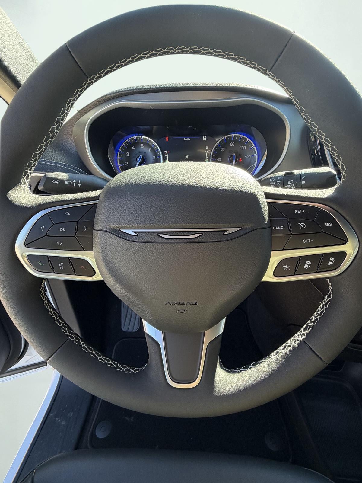 2027 Chrysler Pacifica PACIFICA SELECT