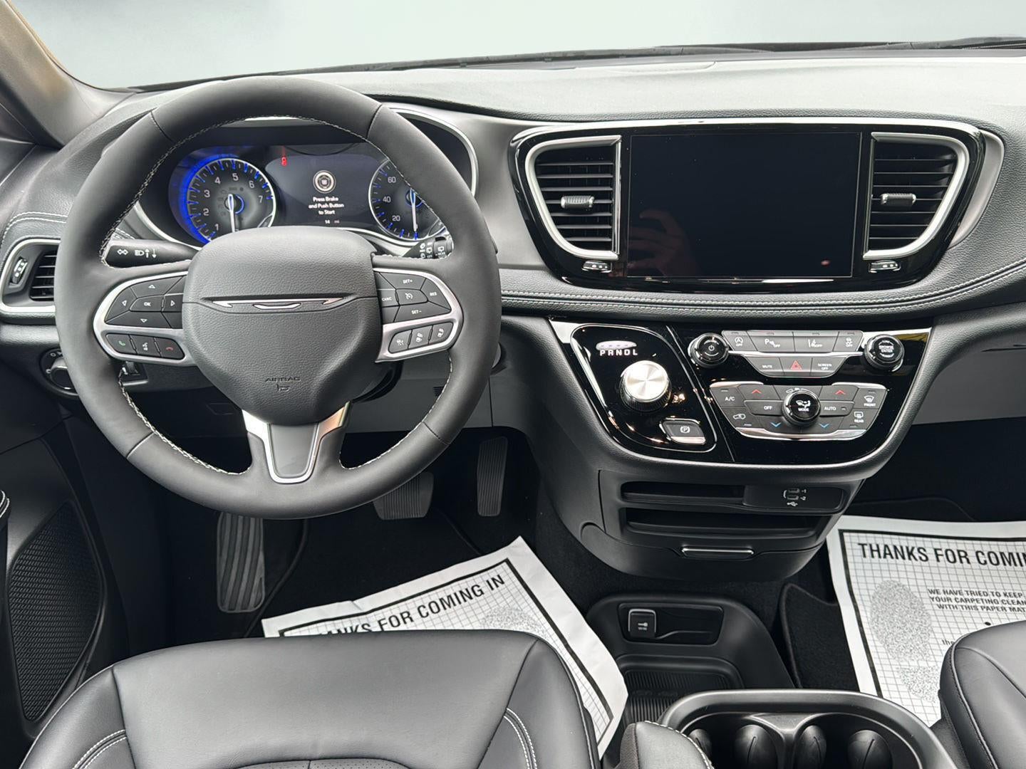 2027 Chrysler Pacifica Select