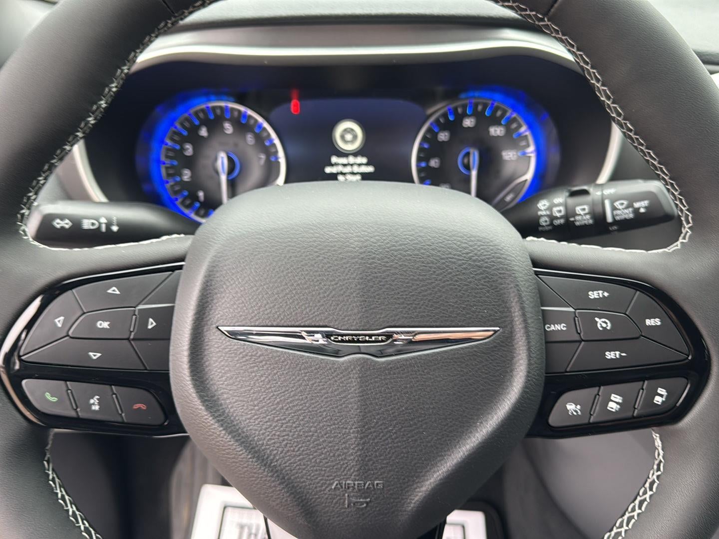 2026 Chrysler Pacifica Select