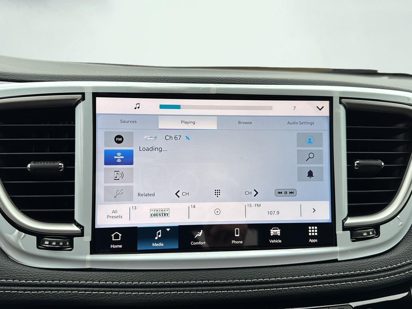 2026 Chrysler Pacifica Select