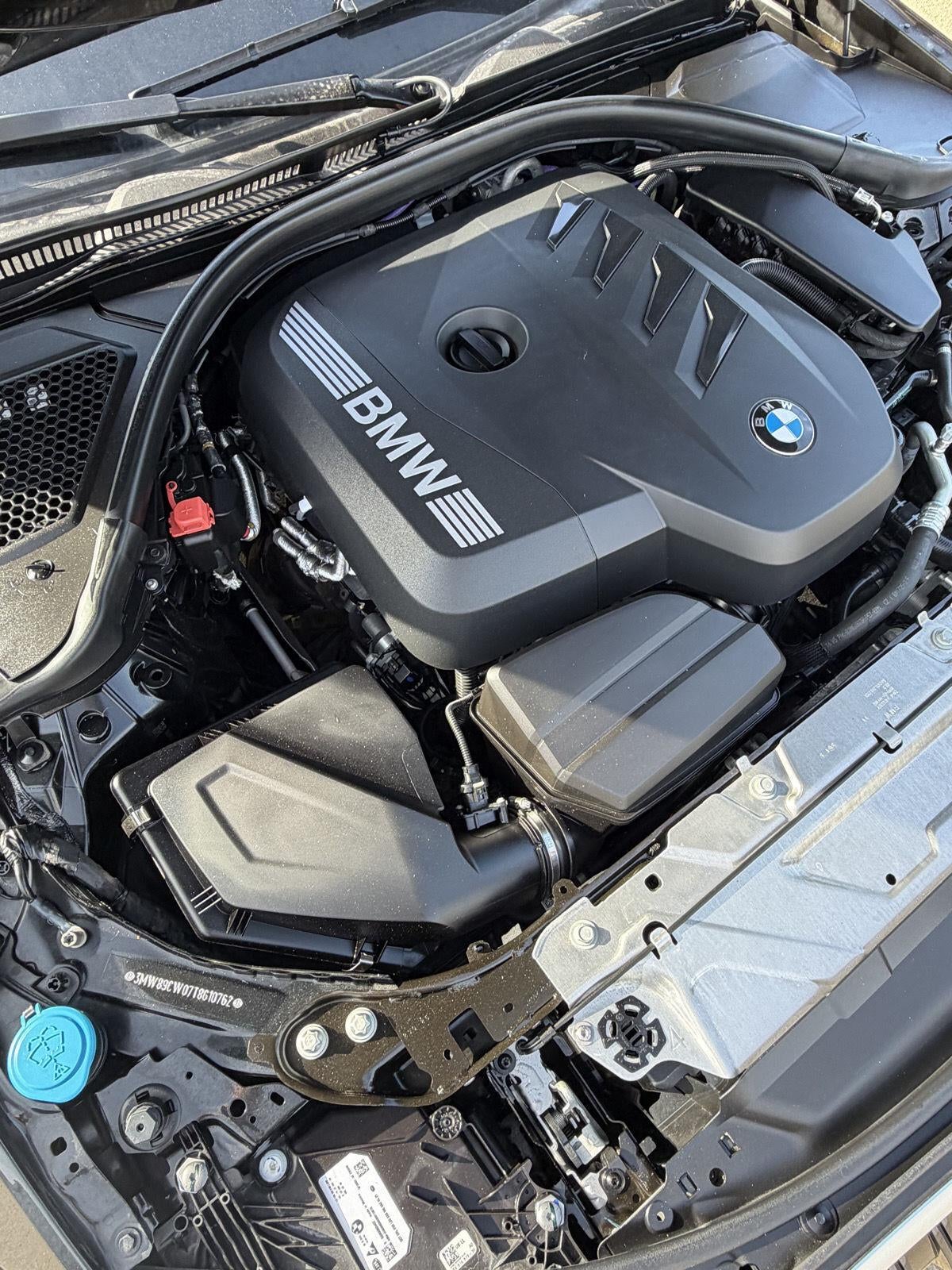 2026 BMW 330i xDrive NA