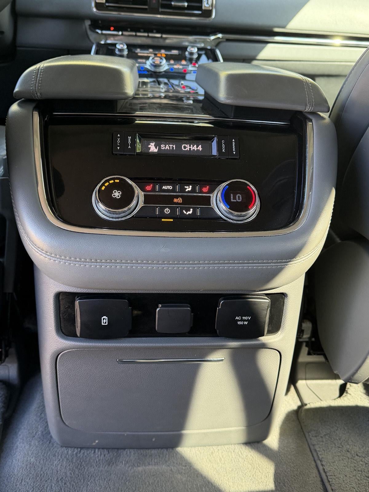 2019 Lincoln Navigator L Select