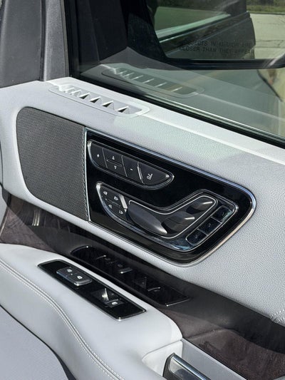 2019 Lincoln Navigator L Select