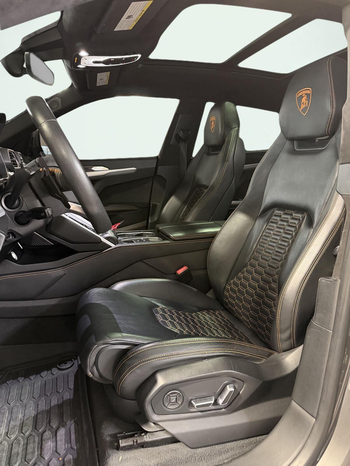 2021 Lamborghini Urus Graphite Capsule