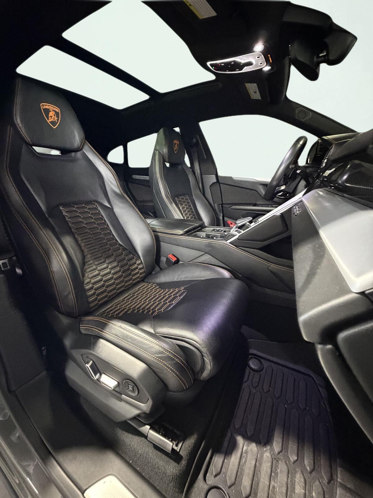 2021 Lamborghini Urus Graphite Capsule